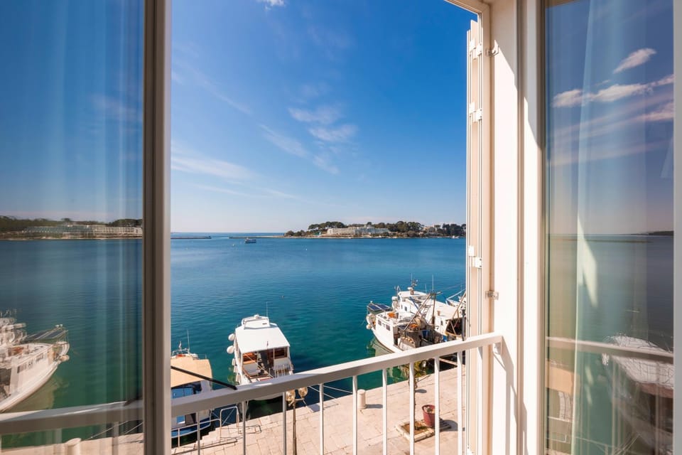 Design Apartment Bellevue Apartment in Poreč