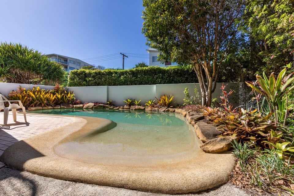 Your home from home with ocean views Apartment in Sunrise Beach