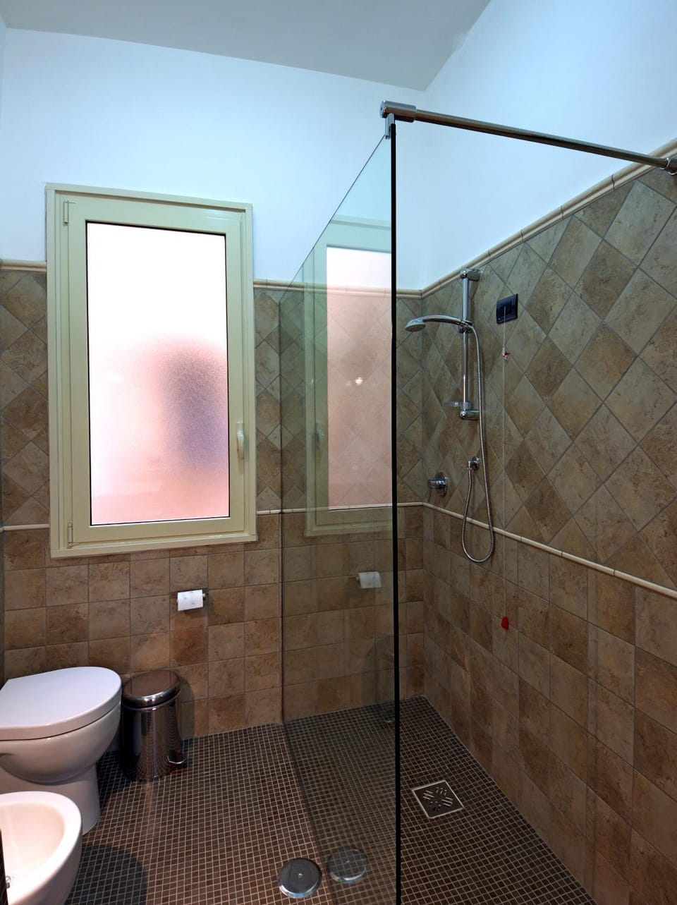 Shower, Toilet, Bathroom, bidet