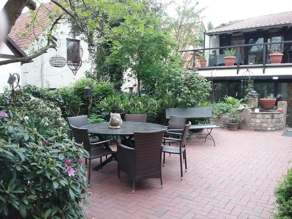 Garden, Garden view
