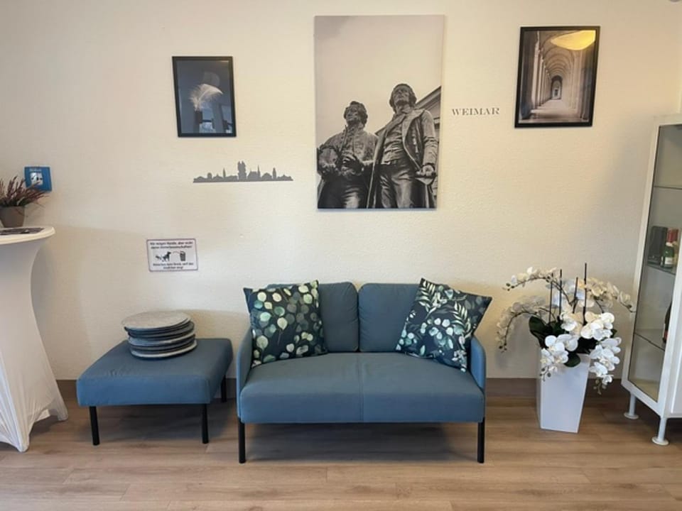 Lobby or reception, Seating area