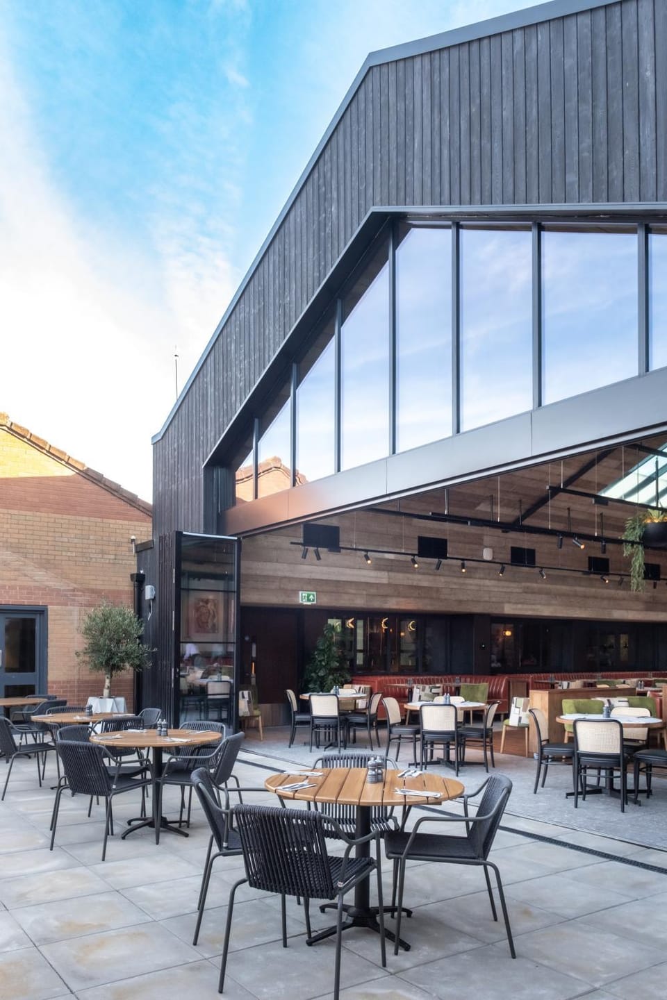 Restaurant/places to eat