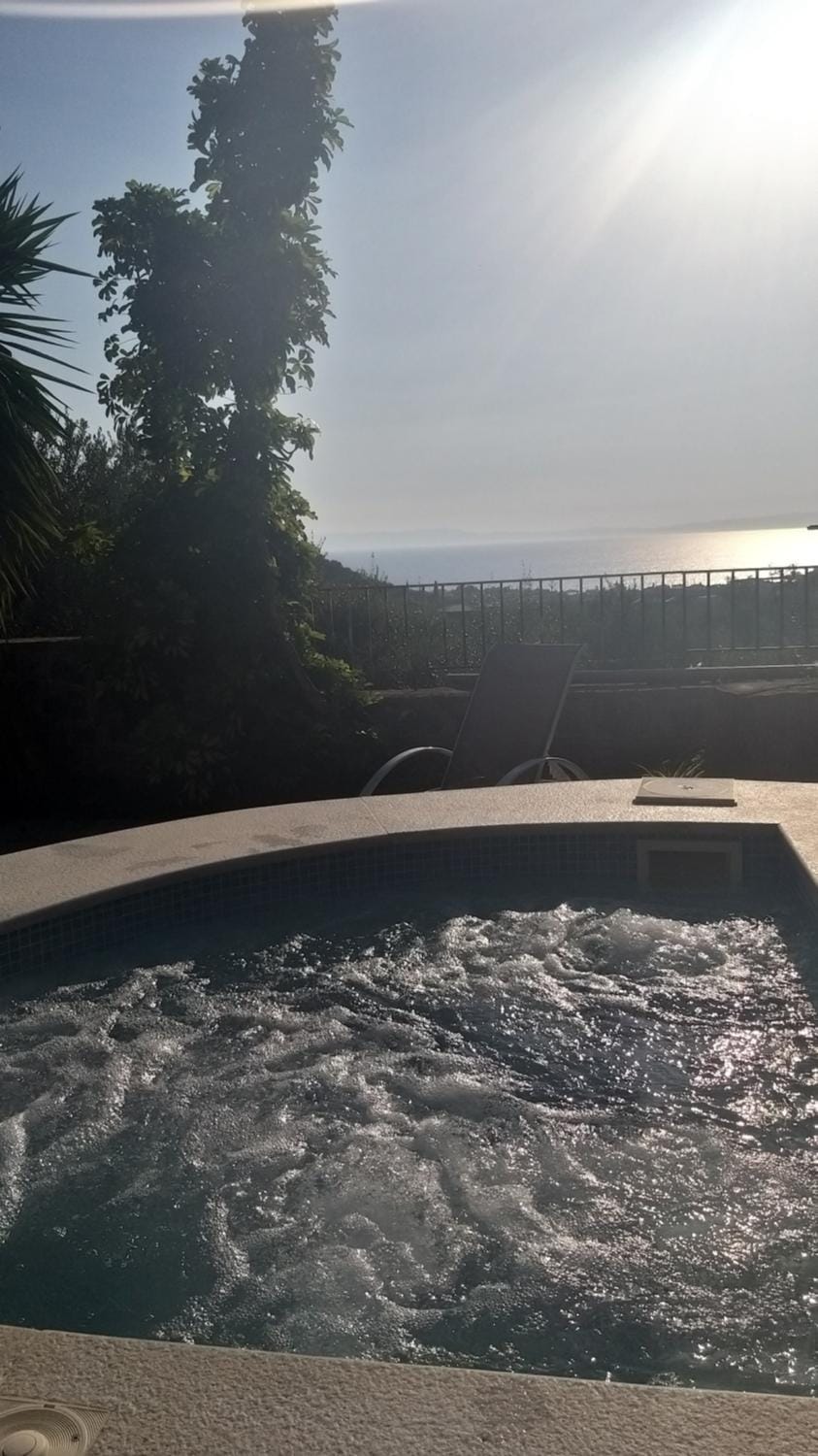Spa and wellness centre/facilities, Sea view