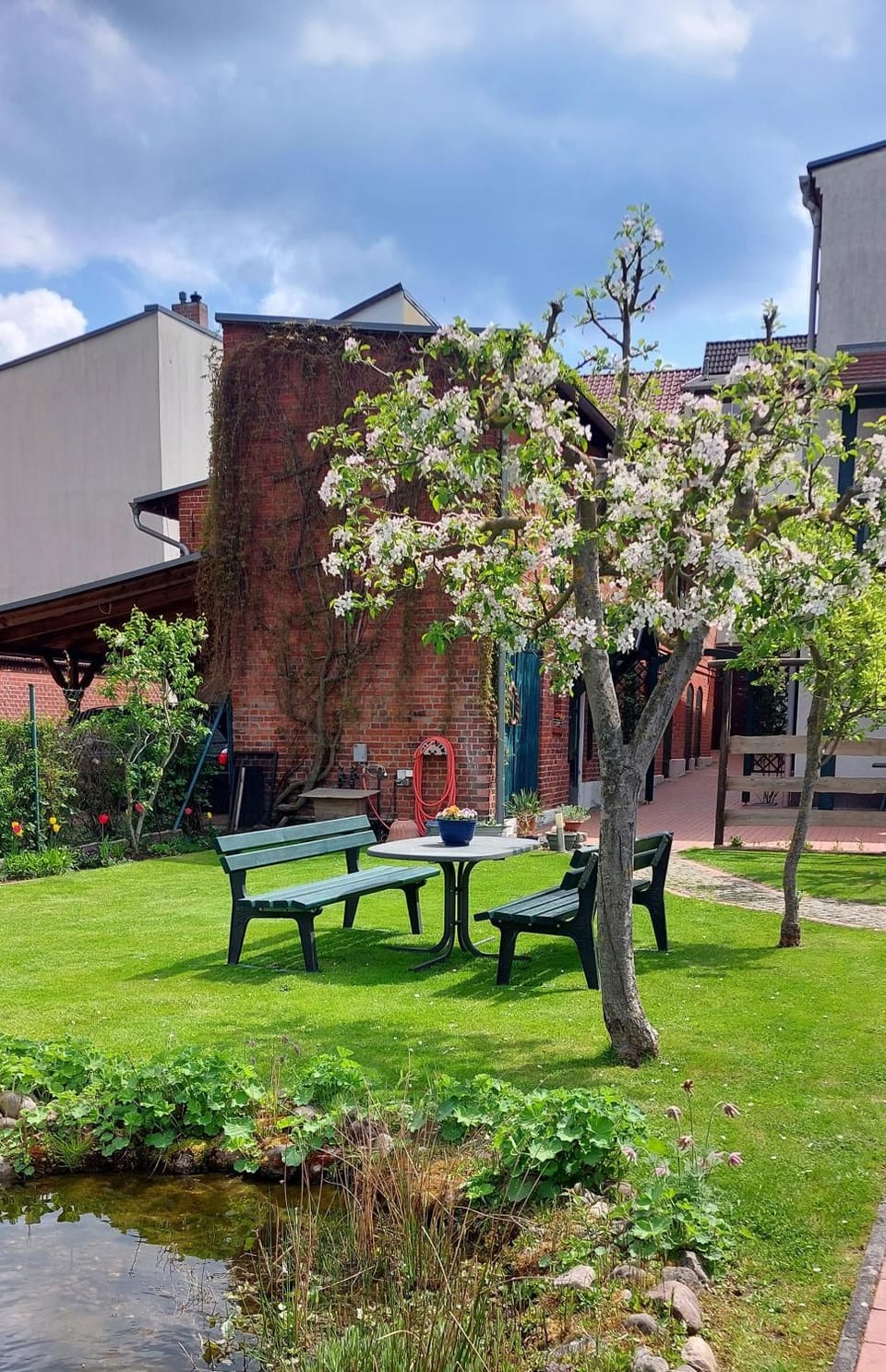 Property building, Garden