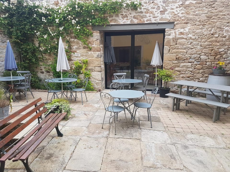 Patio, Garden, Dining area