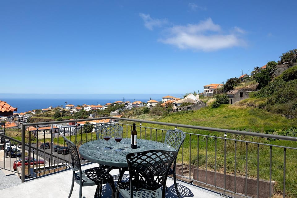 View (from property/room), Balcony/Terrace