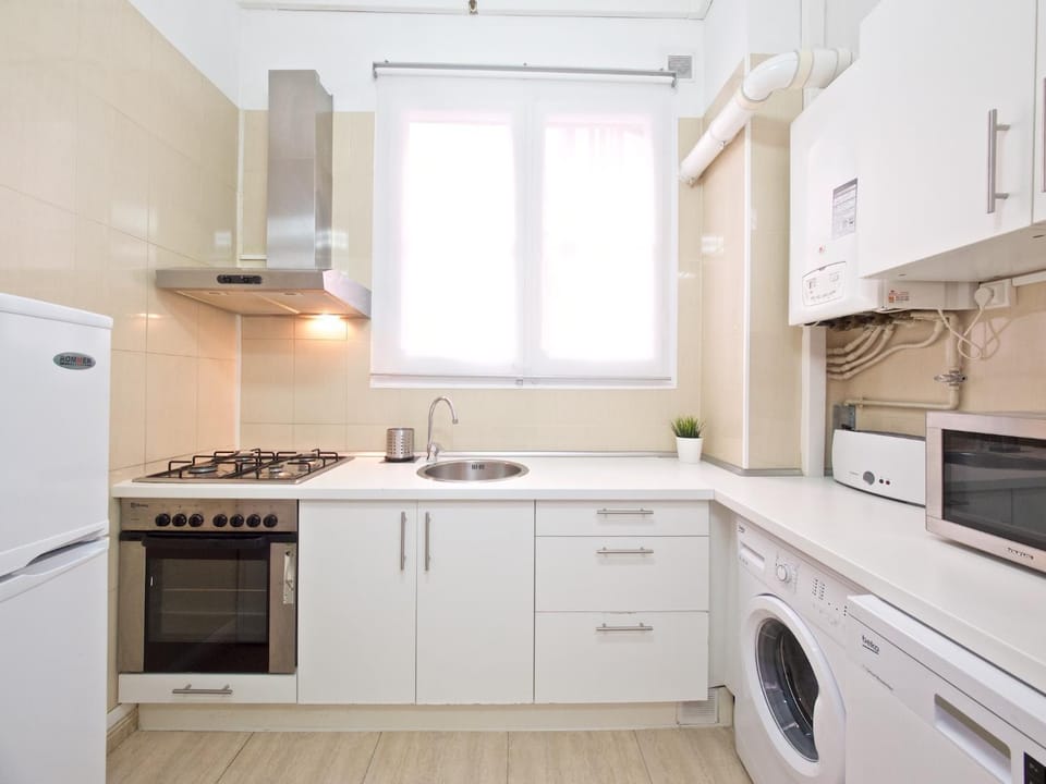 Kitchen or kitchenette, minibar, pet friendly, stove, toaster, washing machine
