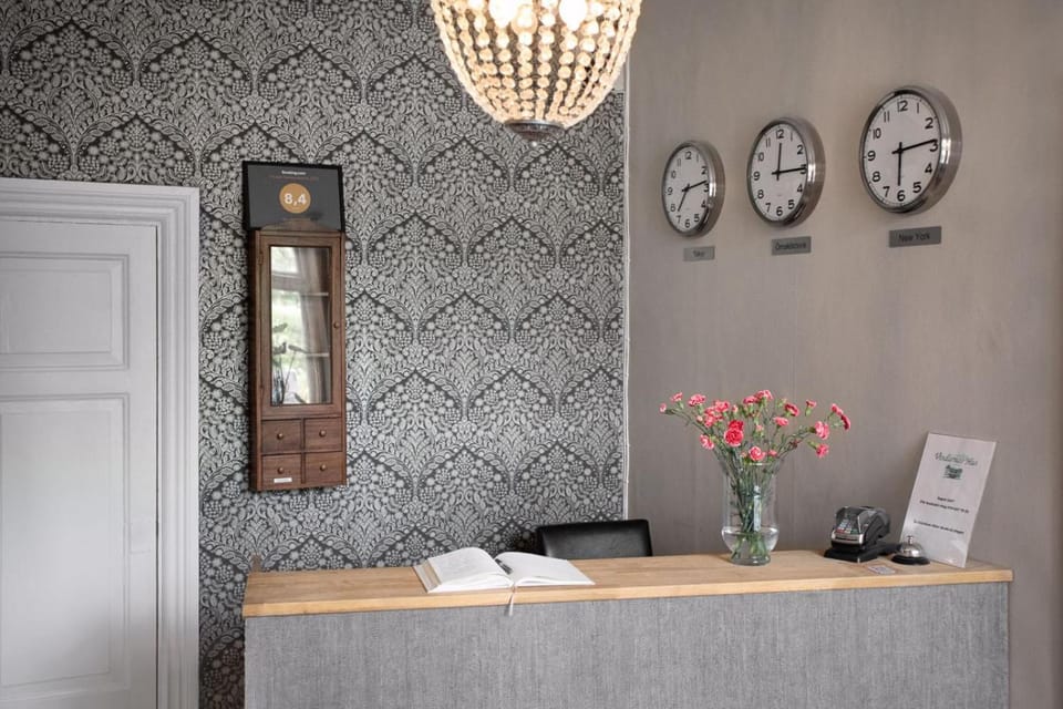 Property building, Lobby or reception