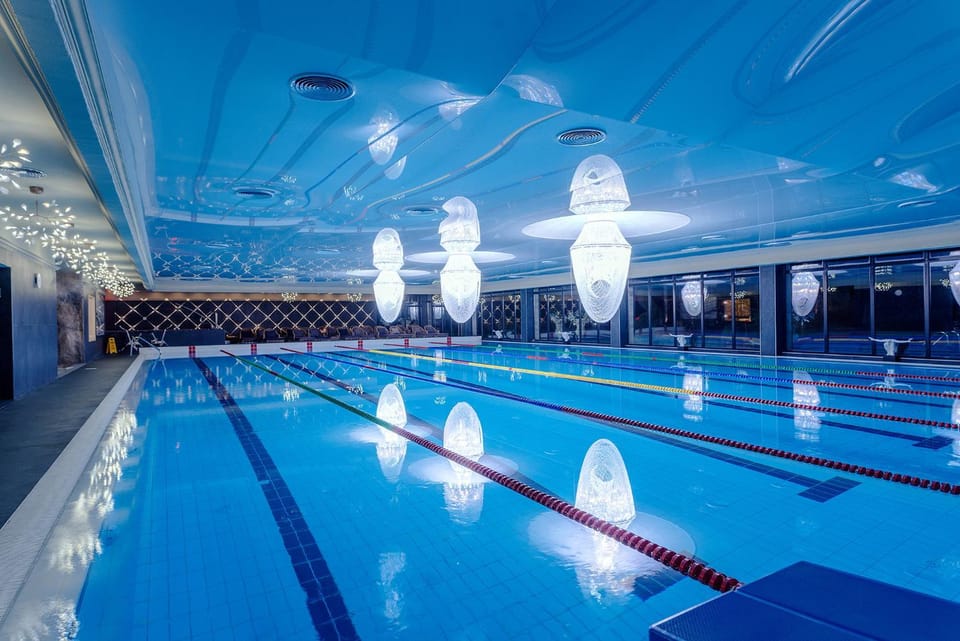 Swimming pool