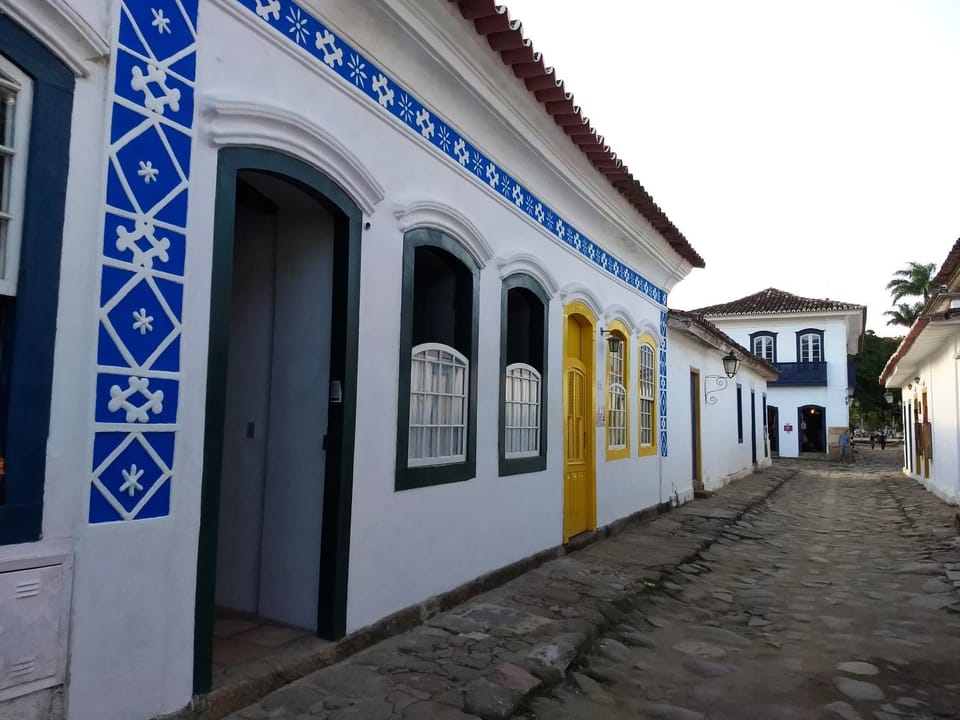 On site, Street view