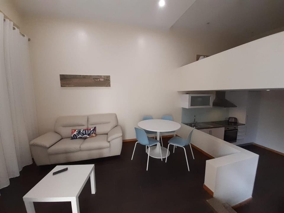 Pachecos Apartment in Porto