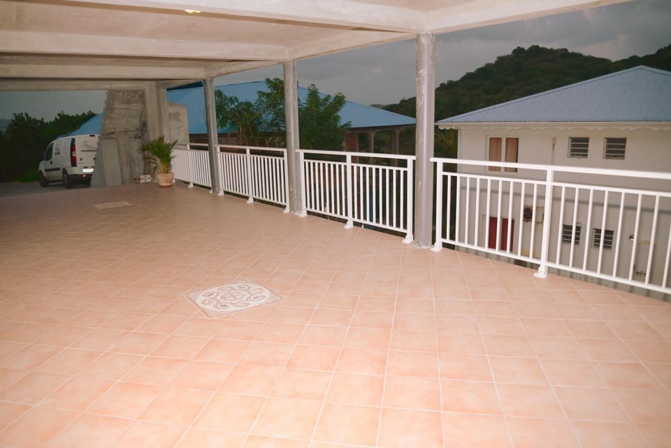 Patio, Facade/entrance, BBQ facilities, Balcony/Terrace, Floor plan