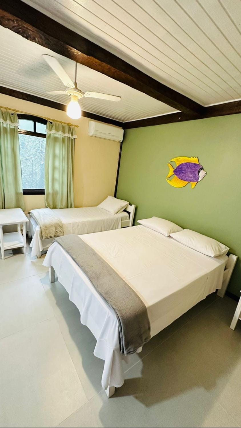 Pousada Praia da Baleia Inn in São Sebastião