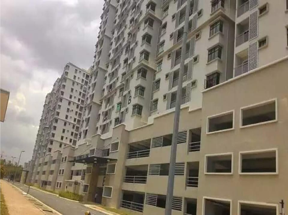 Property building, Area and facilities