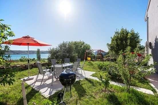 Patio, BBQ facilities, Garden, Garden view, Sea view