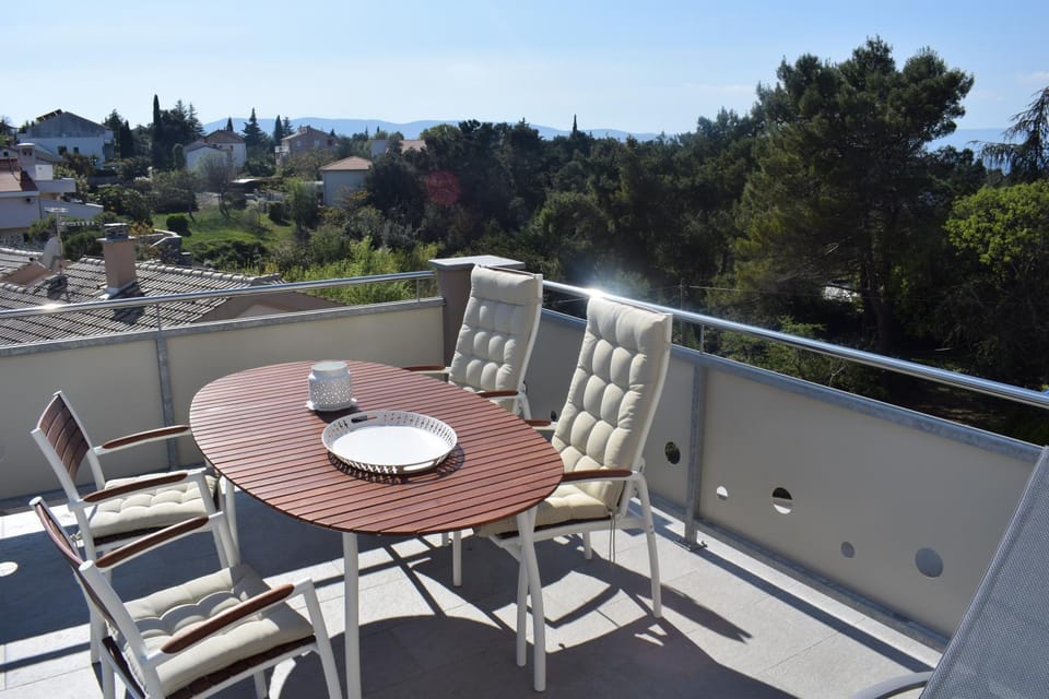 Balcony/Terrace, Balcony/Terrace