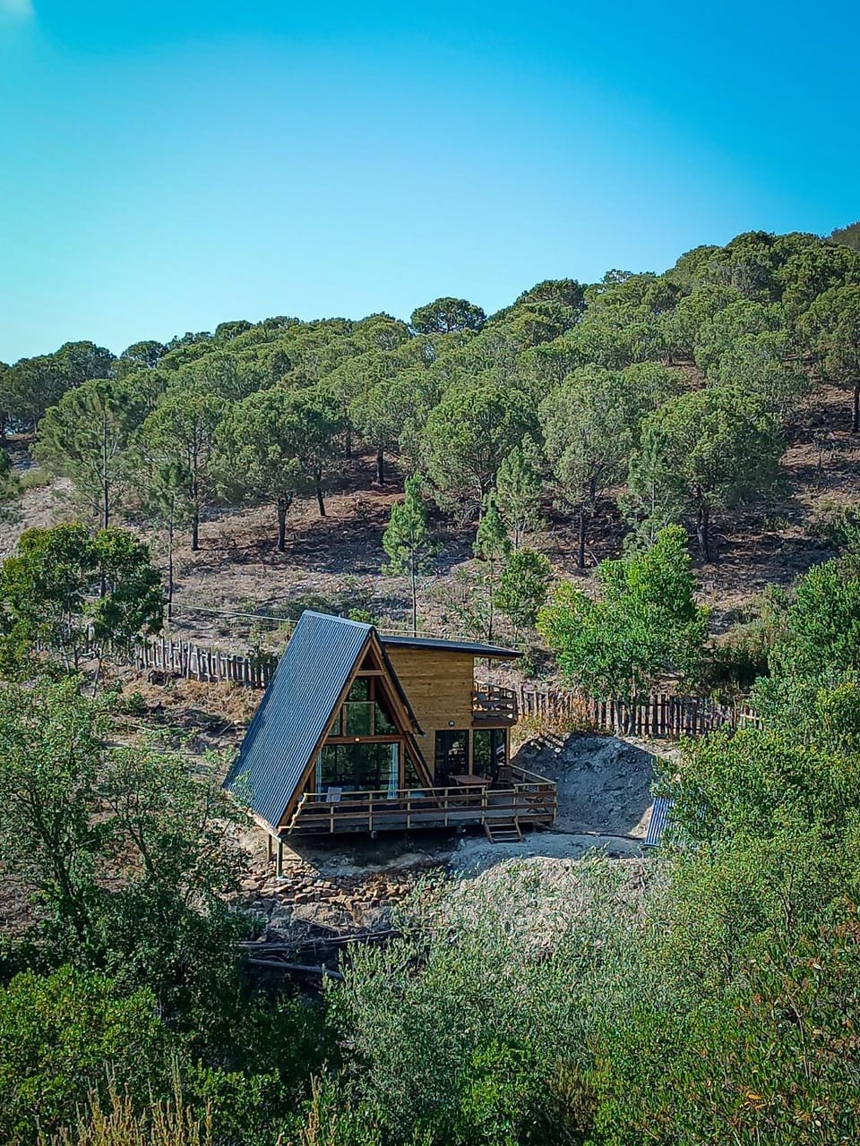 Property building, Day, Natural landscape, Mountain view