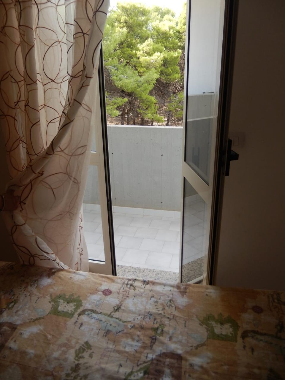 Bed, Sea view