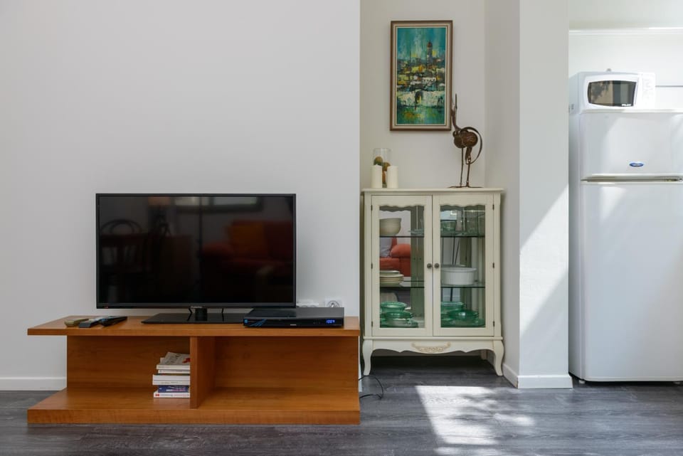 Frug by TLV2RENT Apartment in Tel Aviv-Yafo