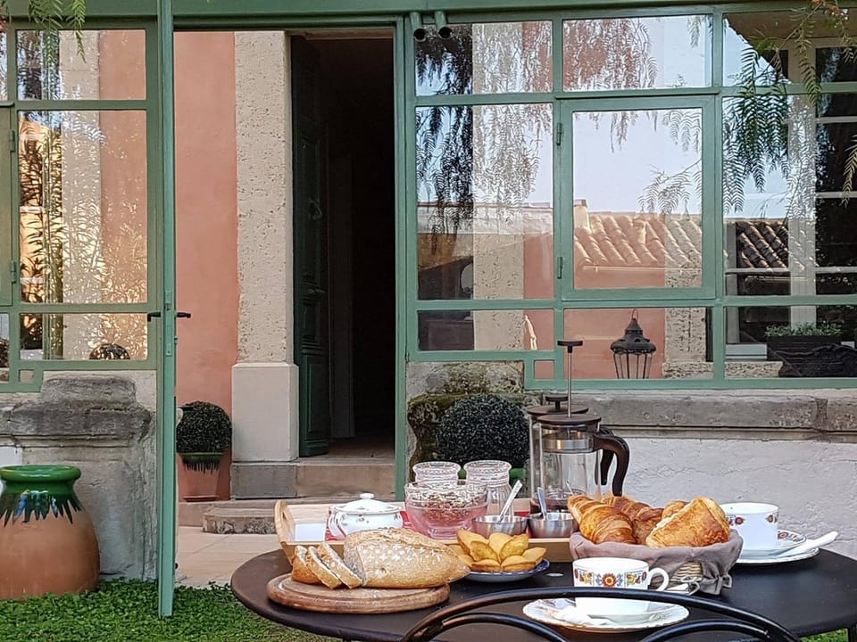 Summer, Garden, Garden, Dining area, Garden view, Continental breakfast