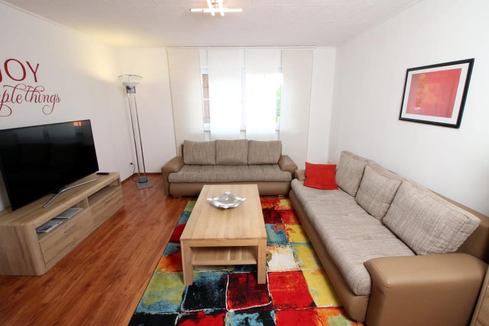 TV and multimedia, Living room, Photo of the whole room