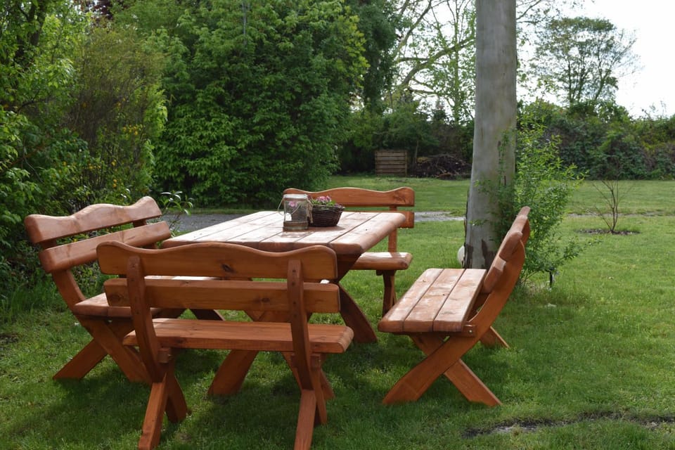 BBQ facilities, Garden, Seating area