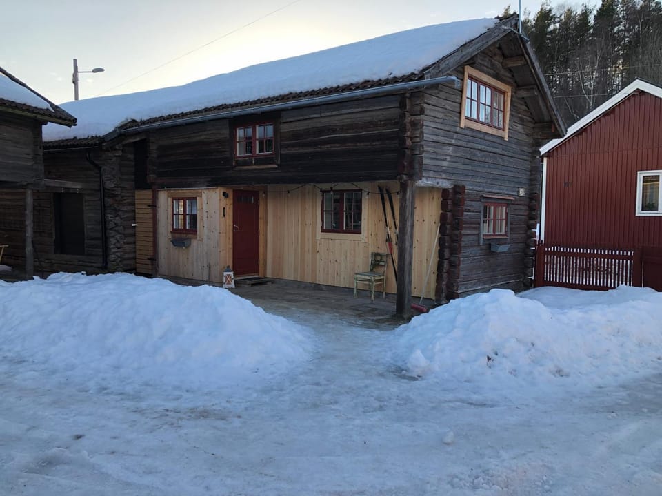 Facade/entrance