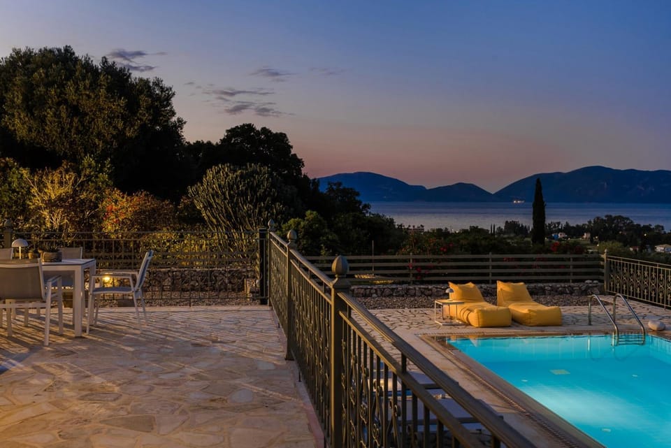 Nearby landmark, Natural landscape, Pool view, Sea view, Swimming pool, Sunset, sunbed