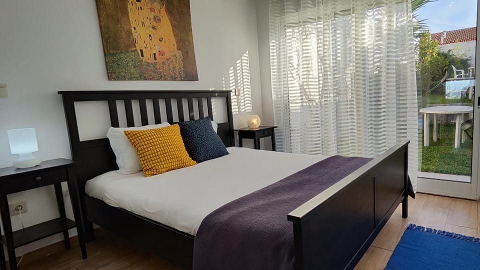 Bedroom, Garden view