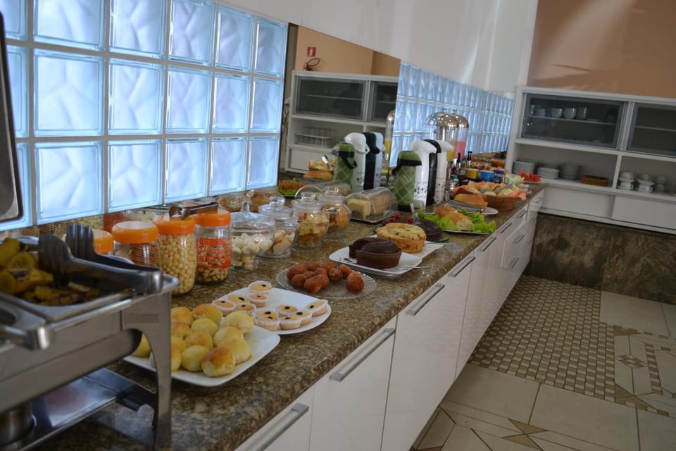 Food and drinks, Buffet breakfast