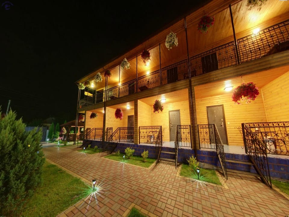 Facade/entrance, Night