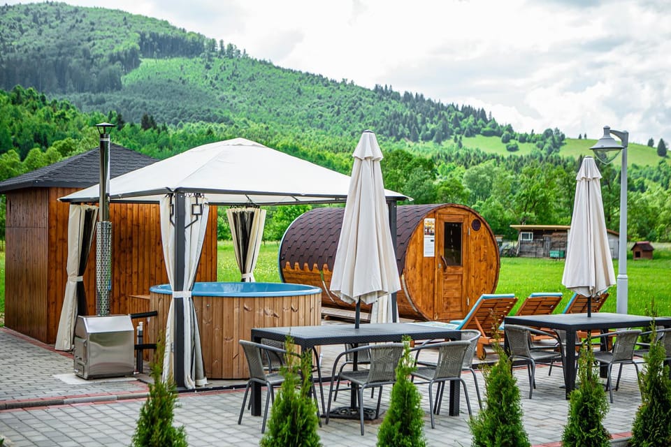 Patio, Sauna, Mountain view, Swimming pool, sunbed