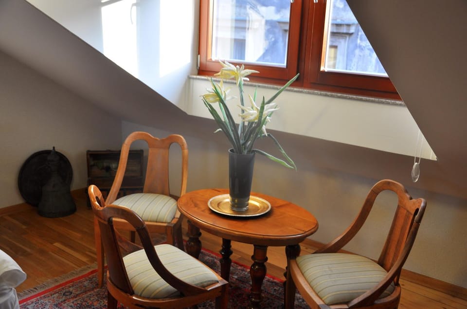 Living room, Other, Decorative detail