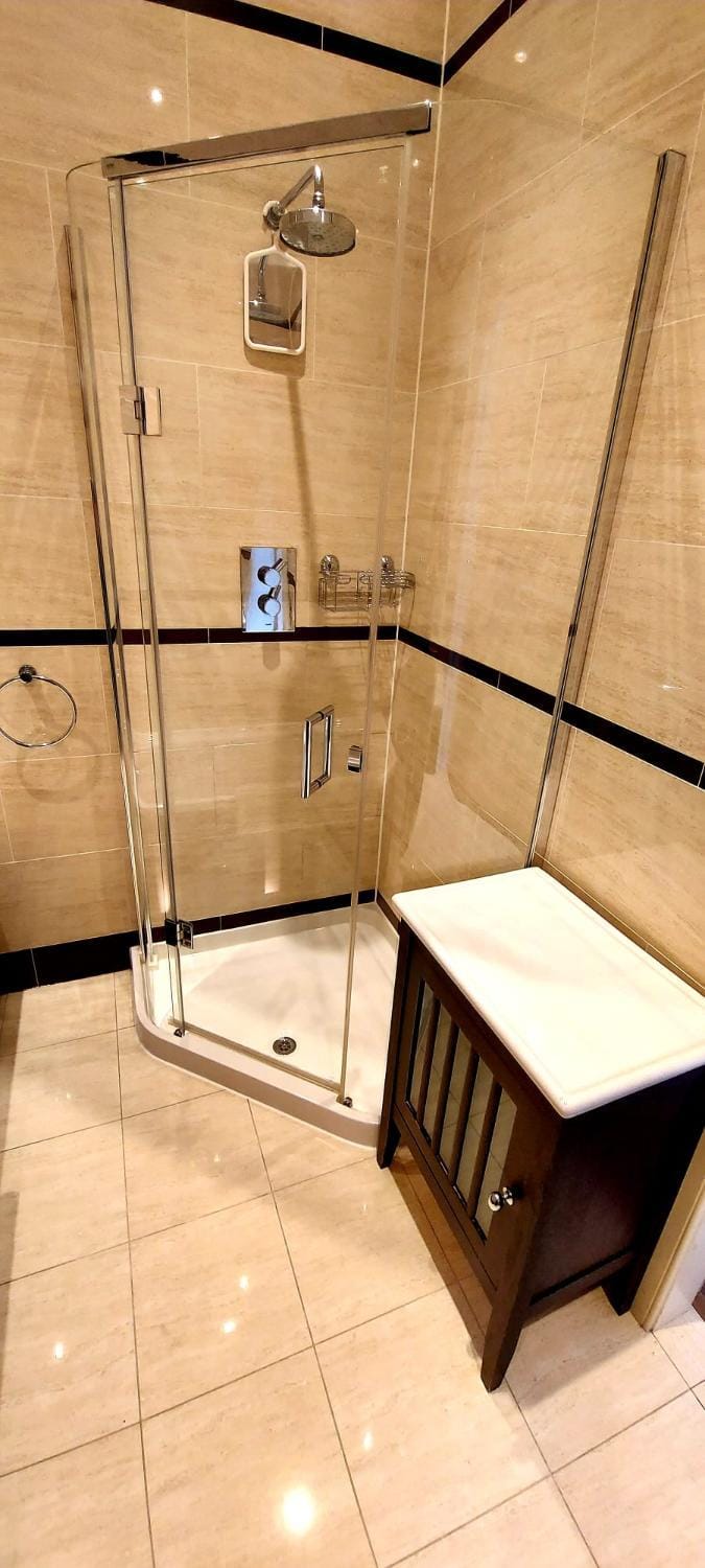 Shower, Bathroom