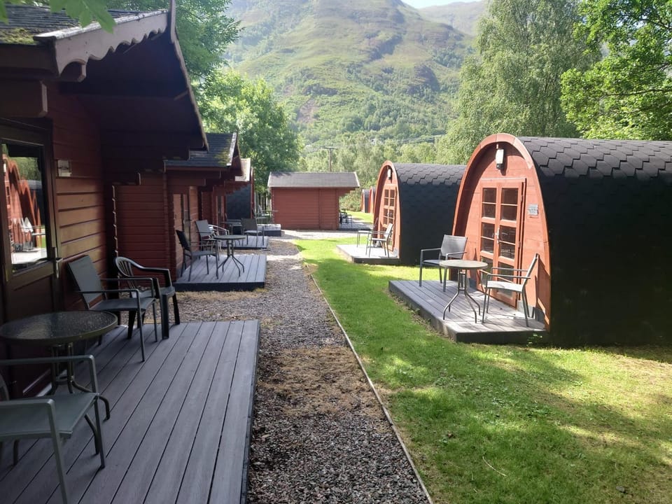 Property building, Day, Natural landscape, Mountain view