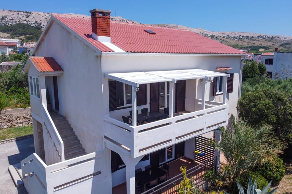 Property building, Balcony/Terrace