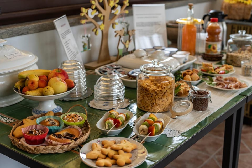 Food and drinks, Food, Breakfast, Buffet breakfast