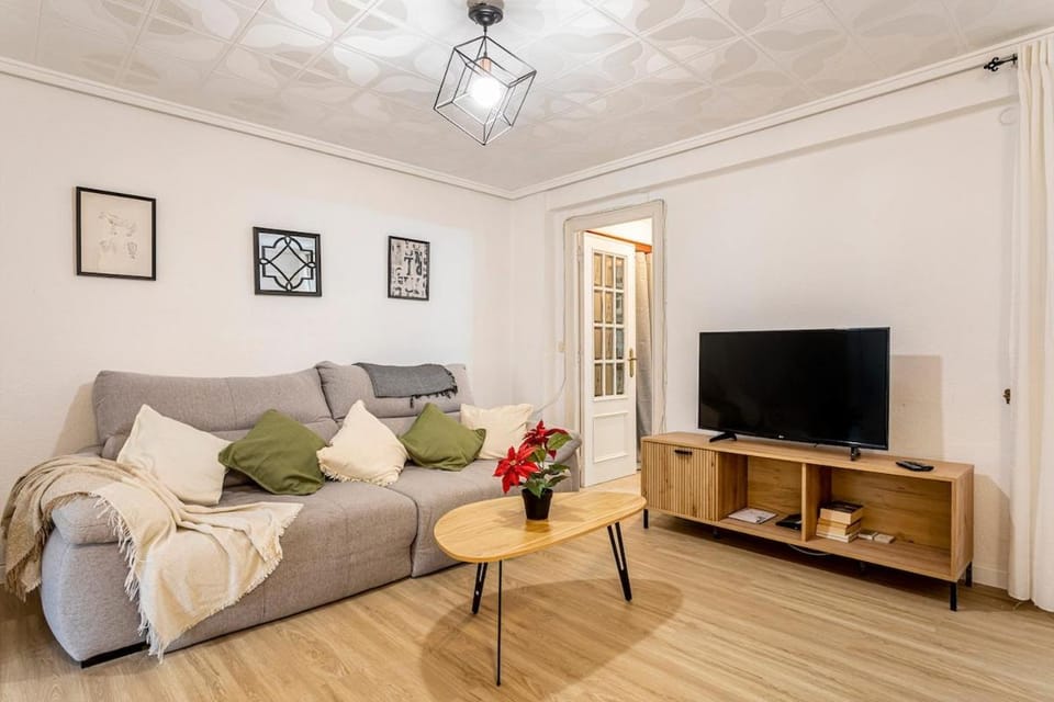 Communal lounge/ TV room, Living room