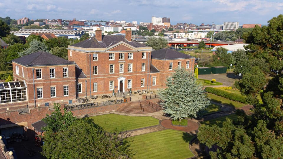 Property building, Garden