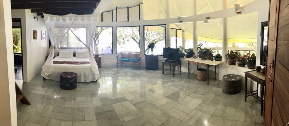 TV and multimedia, Photo of the whole room, Garden view, Sea view