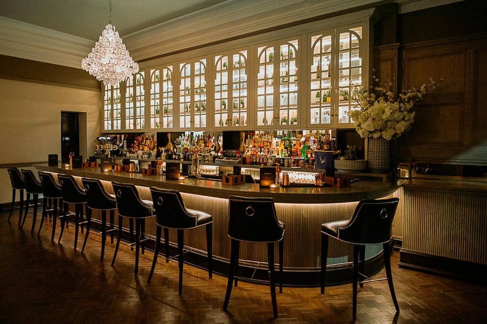 Lounge or bar