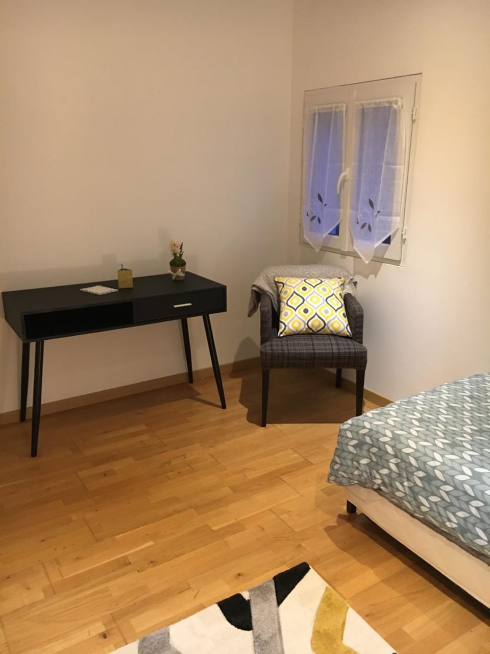 Bed, Photo of the whole room, Bedroom, hair dresser