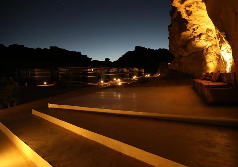 Night, Natural landscape, Activities, Activities, Sports