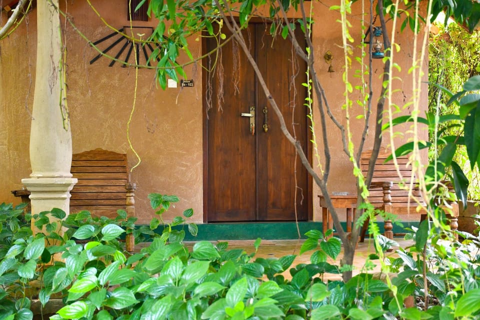 Facade/entrance, Garden, Garden view