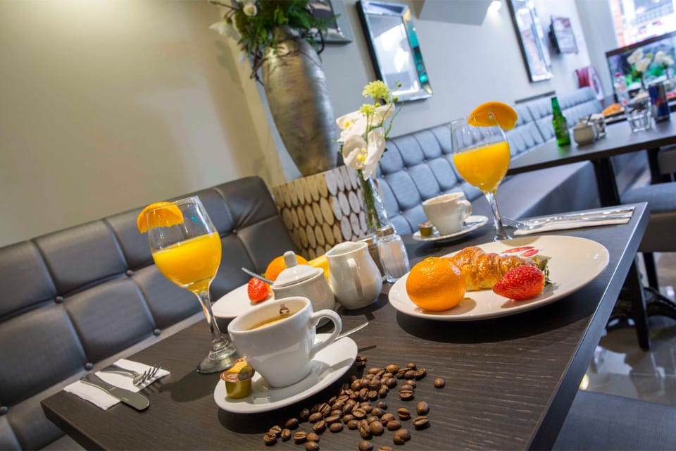 Buffet breakfast