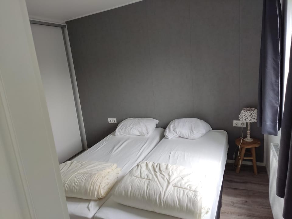 Minicamping Wisse Chalet in Zeeland, Netherlands