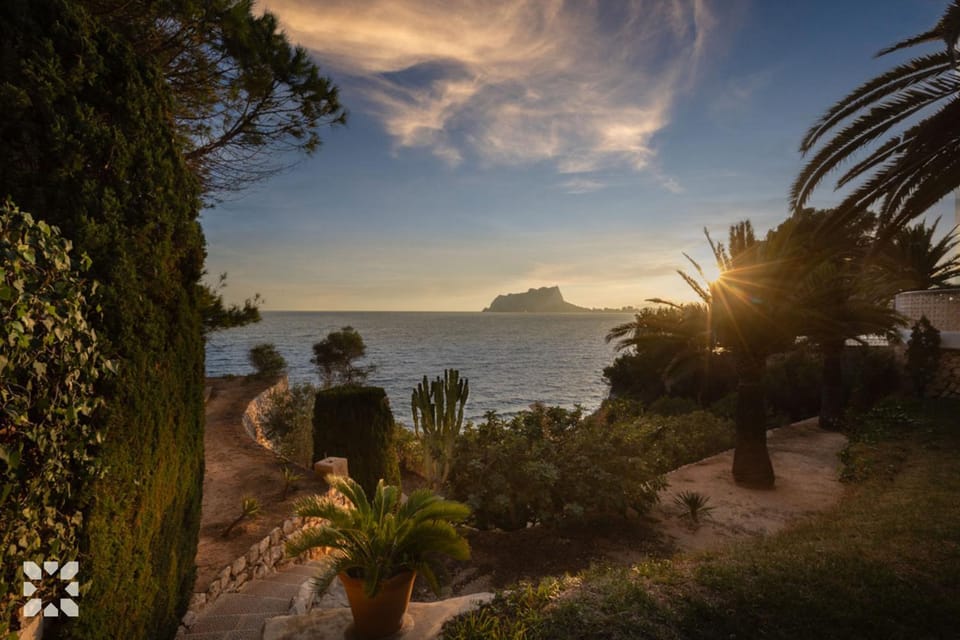 Villa Dauphin by Abahana Villas Villa in Marina Alta