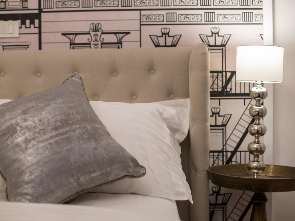 Bed, Decorative detail