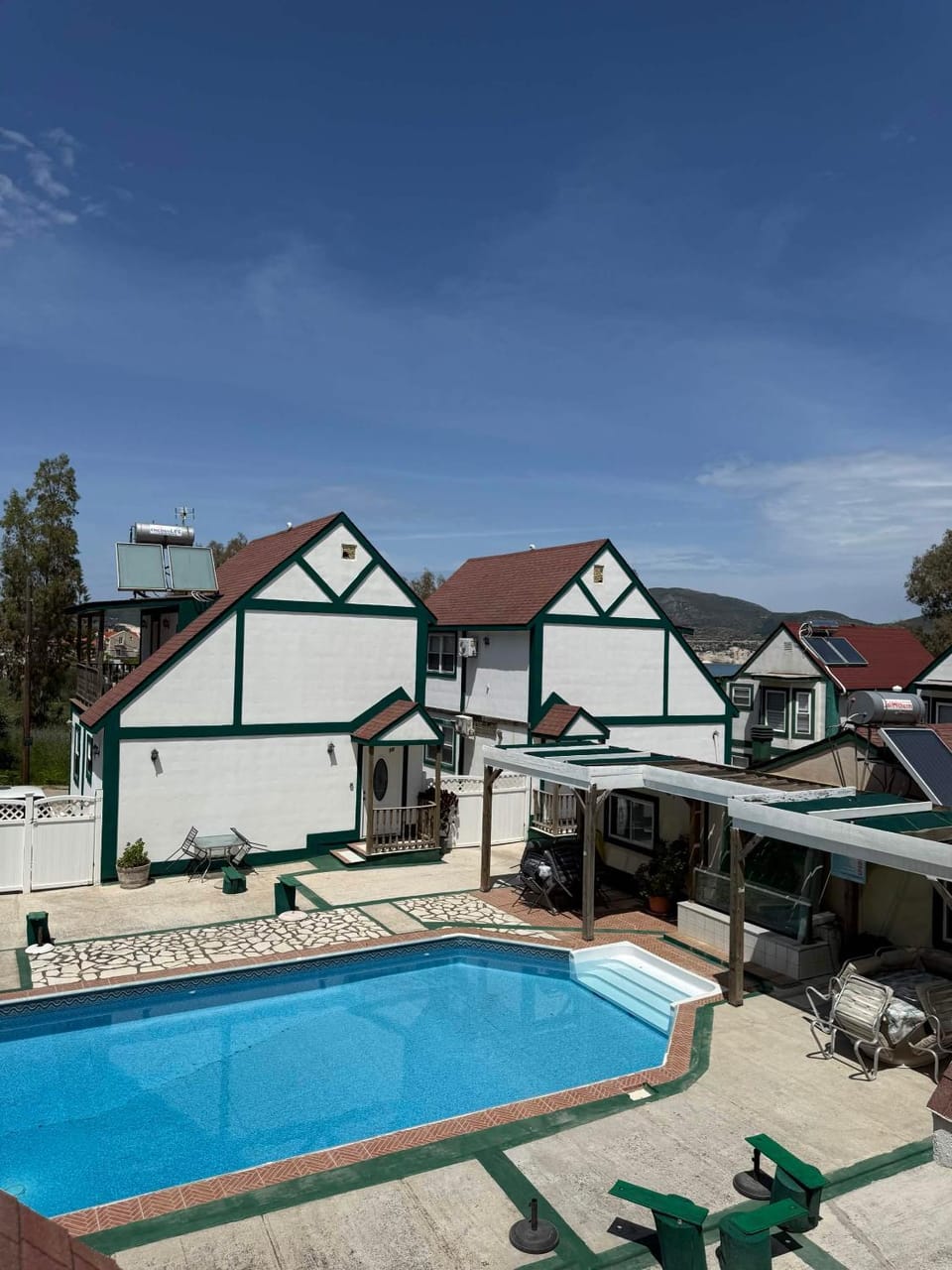 Balcony/Terrace, Swimming pool