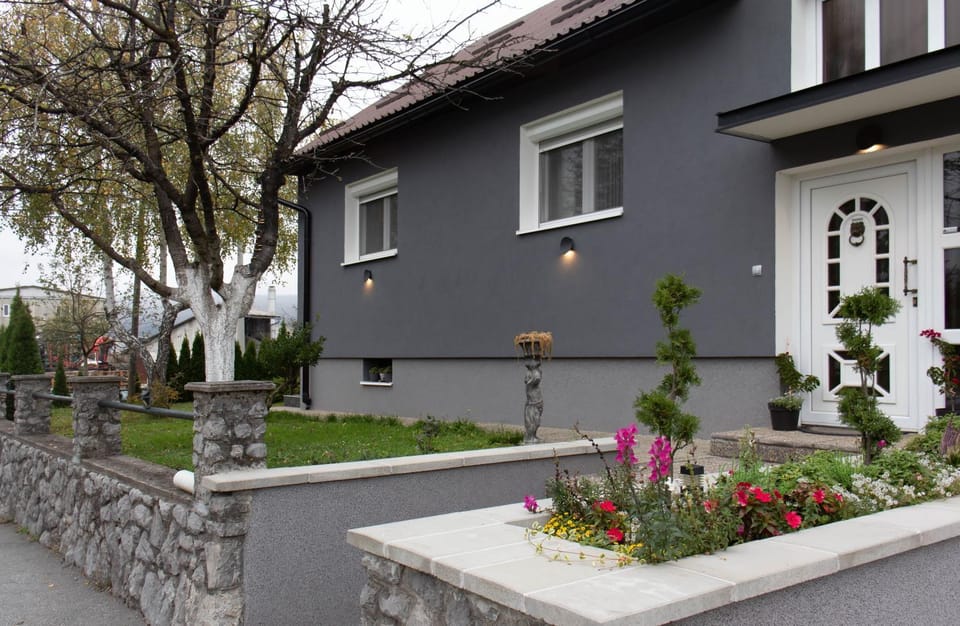 Property building, Spring